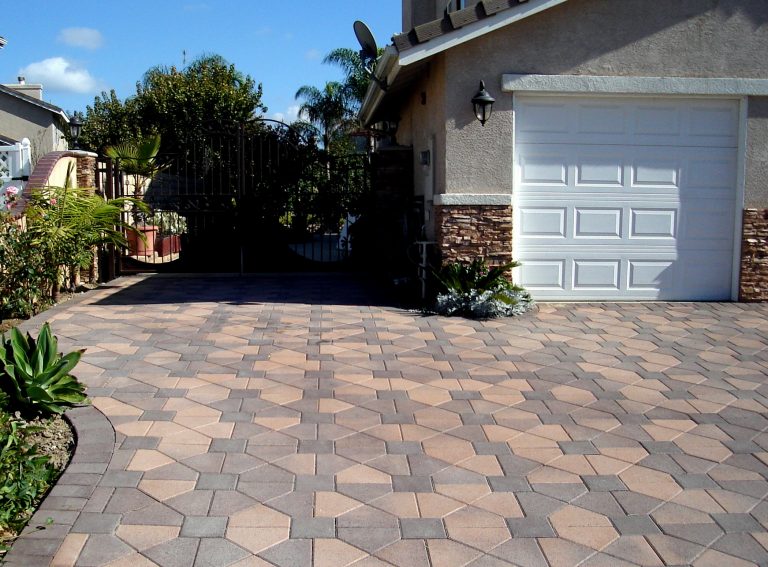 Custom Paver Work - Hardscape - Driveway